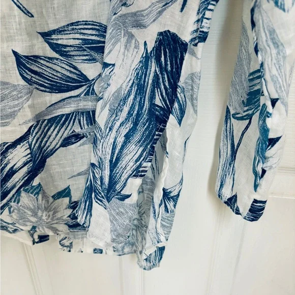 C&C California Tropical Floral Print Linen Button Down Top - Picture 3 of 6